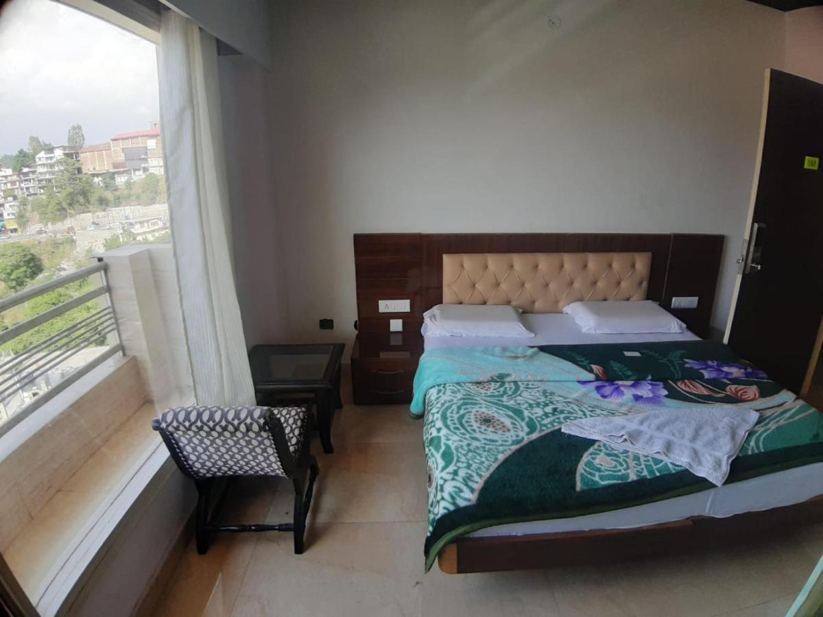 Destiny Hotel Solan Luaran gambar