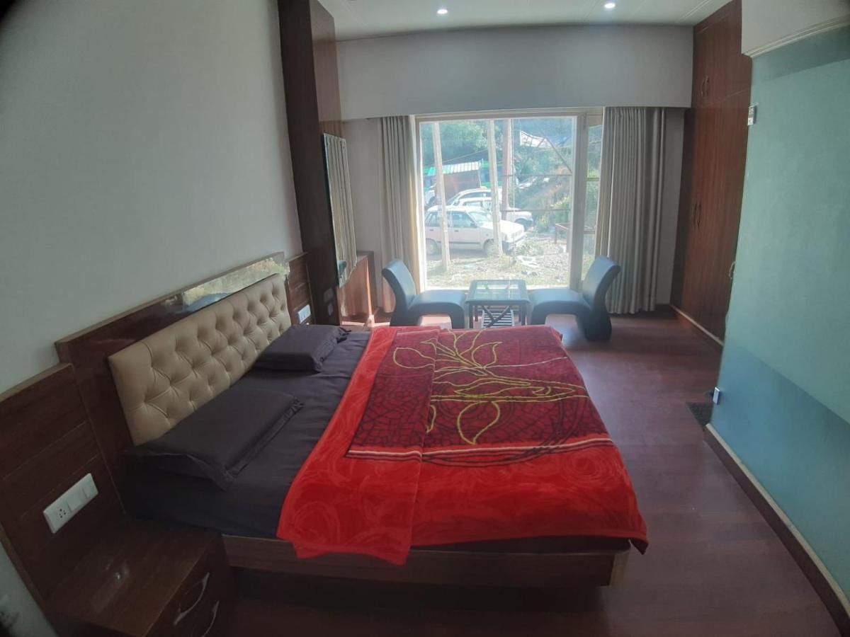 Destiny Hotel Solan Luaran gambar