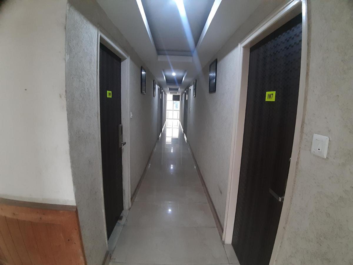 Destiny Hotel Solan Luaran gambar